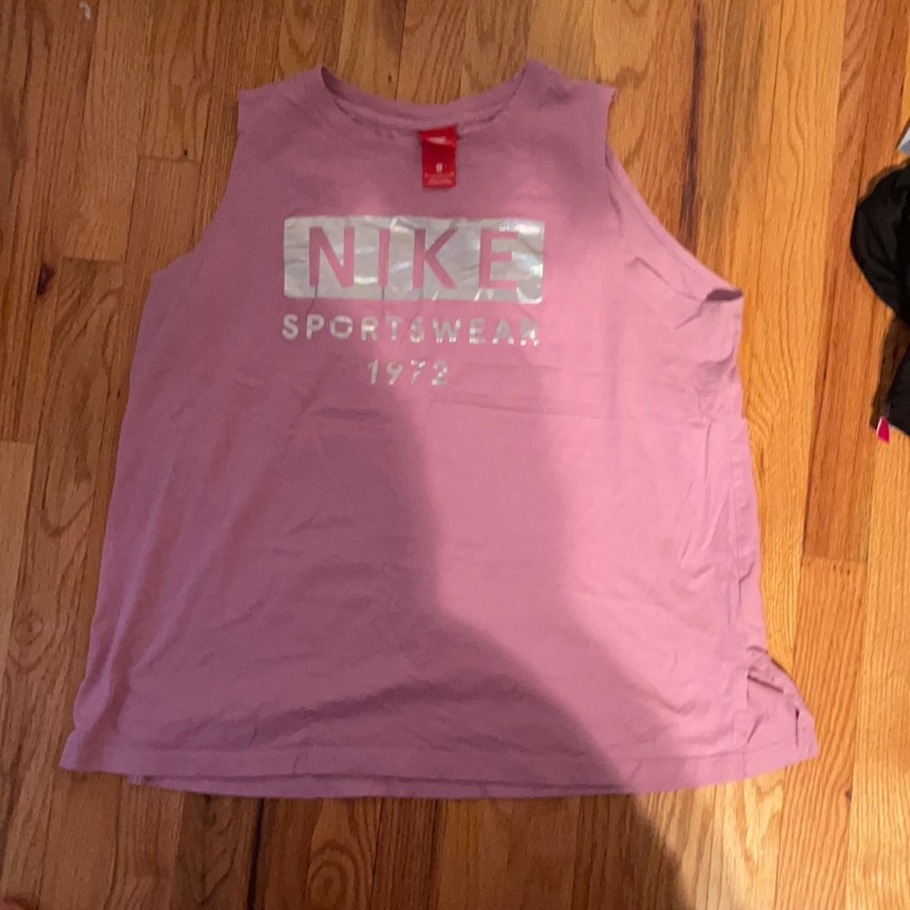 Nike 100% cotton pink logo tank top!